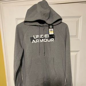 Women’s Under Armour sweatshirt
